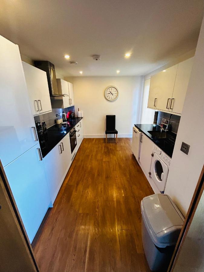 Spacious 3-Bed 3-Bath Luxury Apartment With Balcony Hyde Park Лондон Экстерьер фото