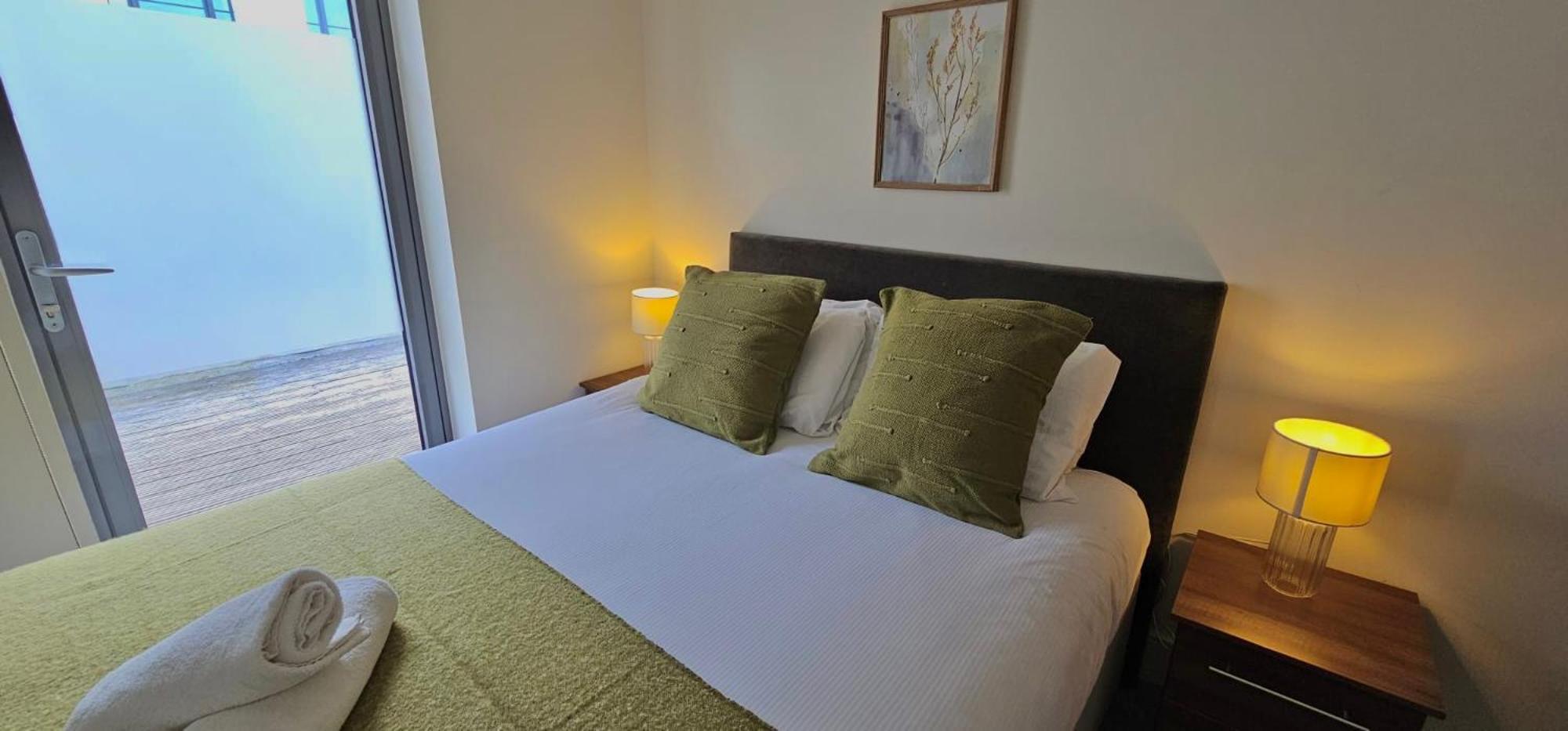 Spacious 3-Bed 3-Bath Luxury Apartment With Balcony Hyde Park Лондон Экстерьер фото