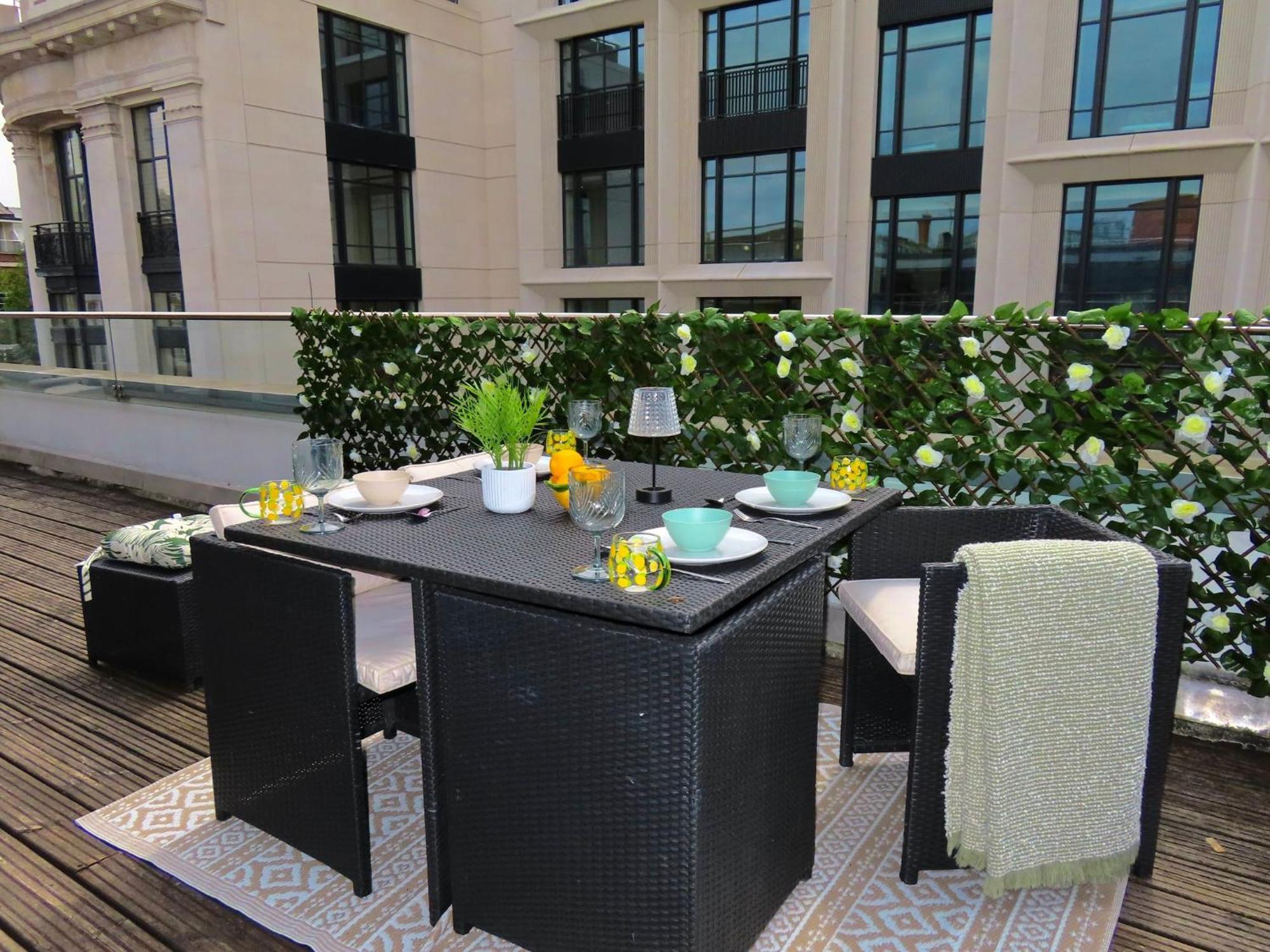 Spacious 3-Bed 3-Bath Luxury Apartment With Balcony Hyde Park Лондон Экстерьер фото